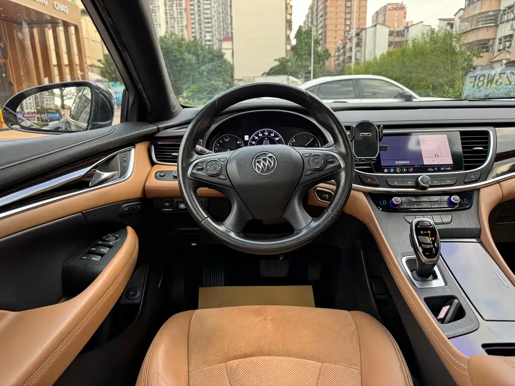 Buick LaCrosse 2020 — фото 17