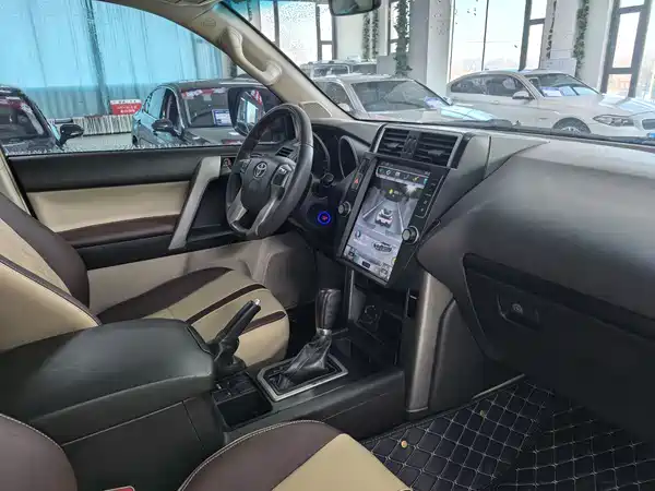 Toyota Prado 2010