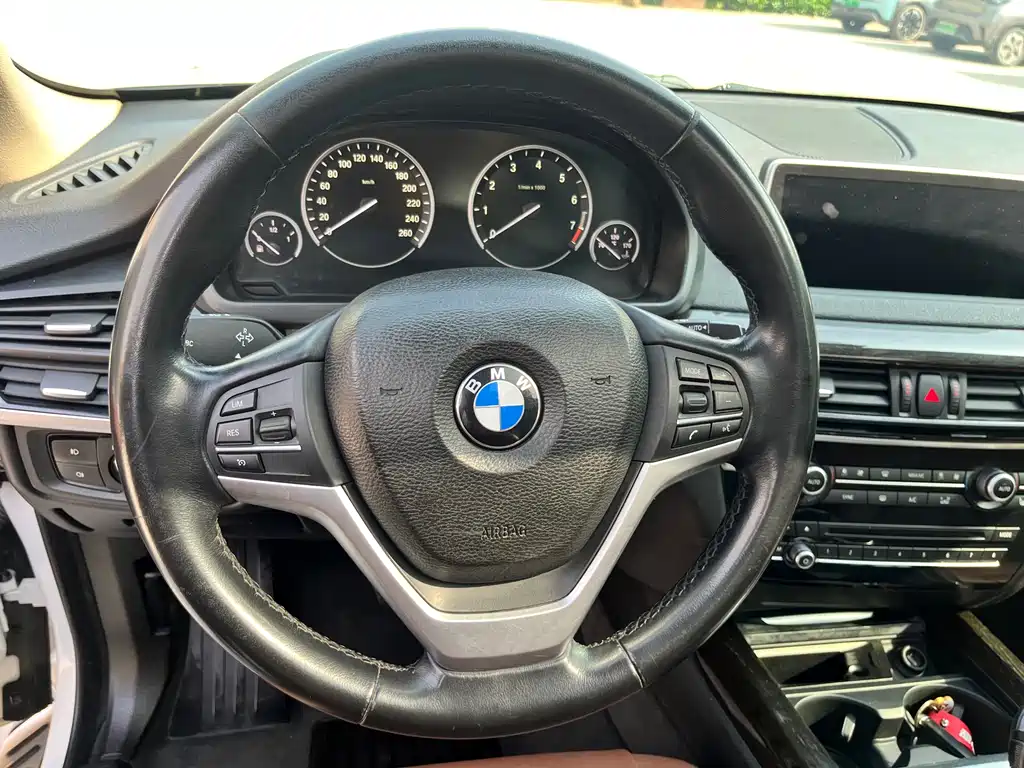 BMW X5 2015 — фото 15