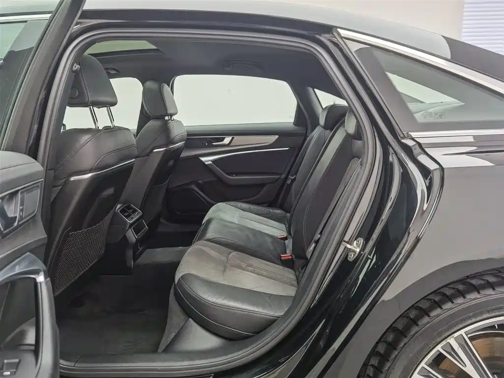 Audi A6L 2020 — фото 15