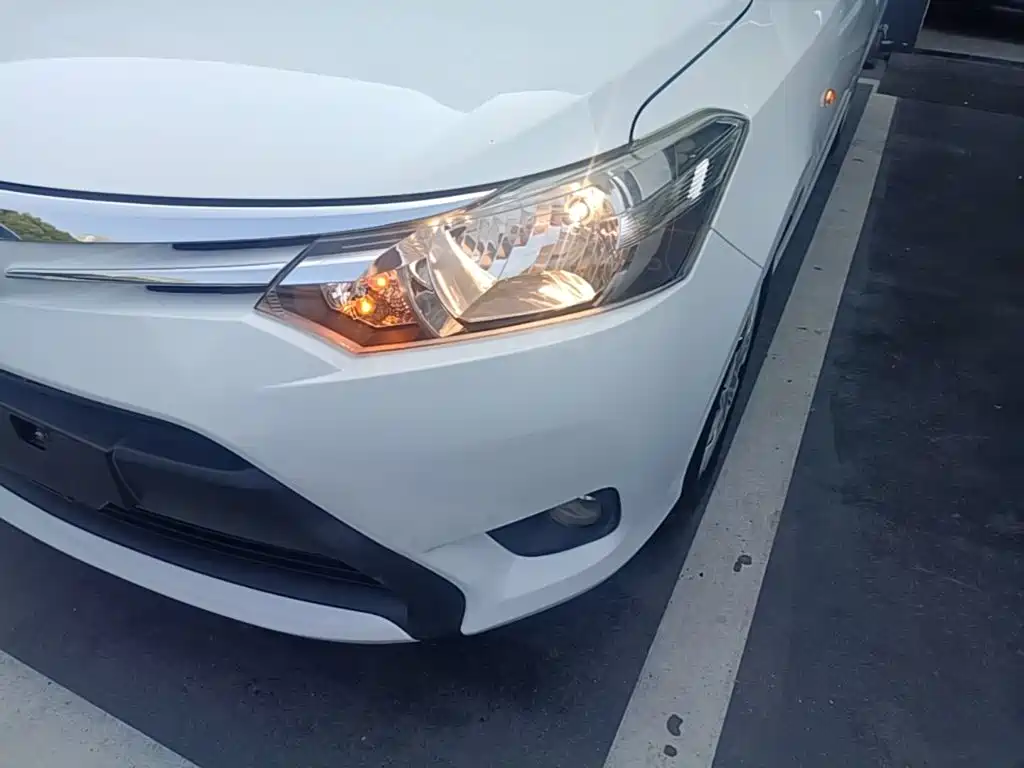 Toyota Vios 2016 — фото 24