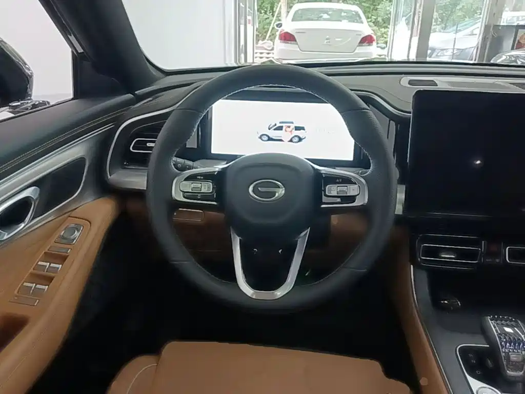 GAC Trumpchi GS8 2025 — фото 11