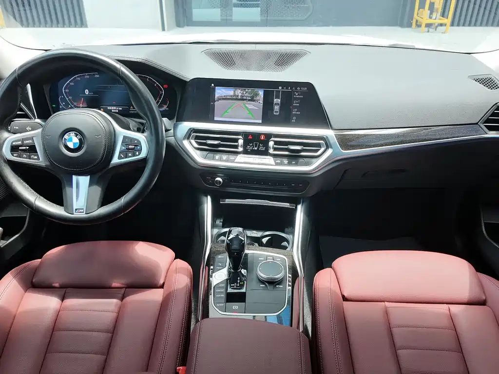 BMW 3 Series 2021 — фото 13