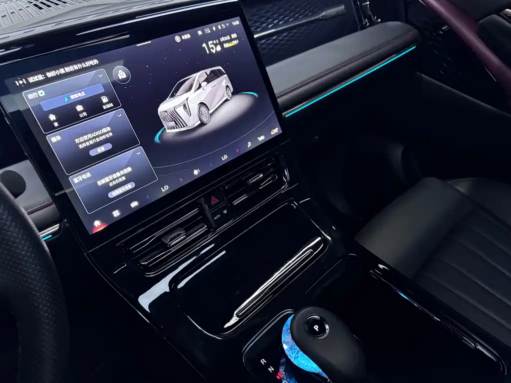 GAC Motor Trumpchi M8 2024 — фото 13
