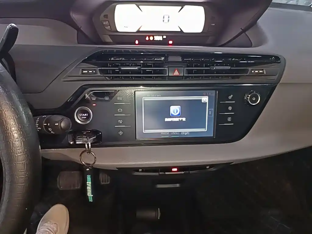 Citroën C4 PICASSO 2018 — фото 13