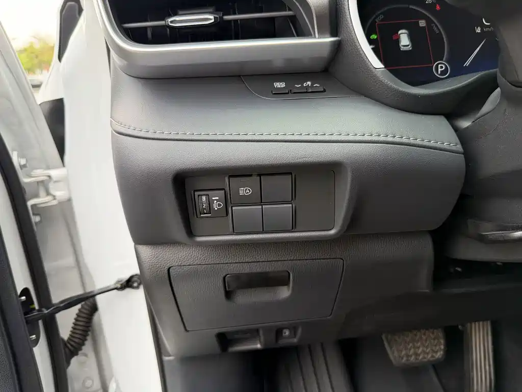 Toyota Highlander 2025 — фото 14