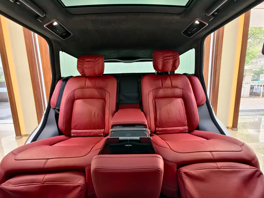 Land Rover Range Rover 2022 — фото 11