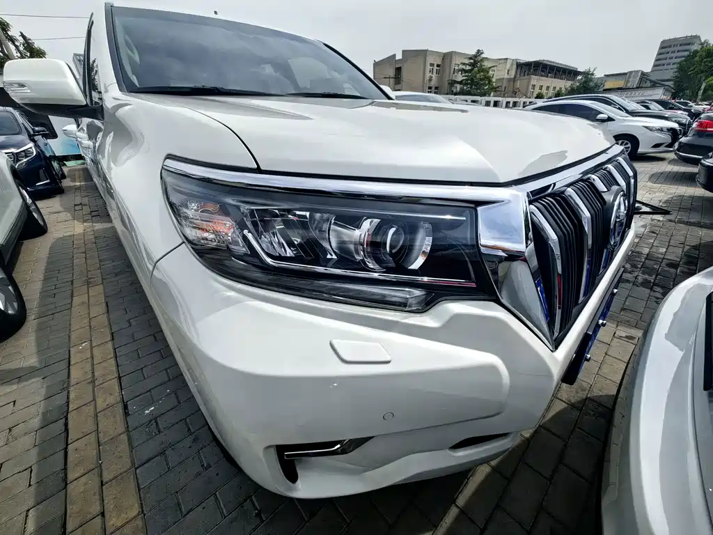 Toyota Prado 2019 — фото 22