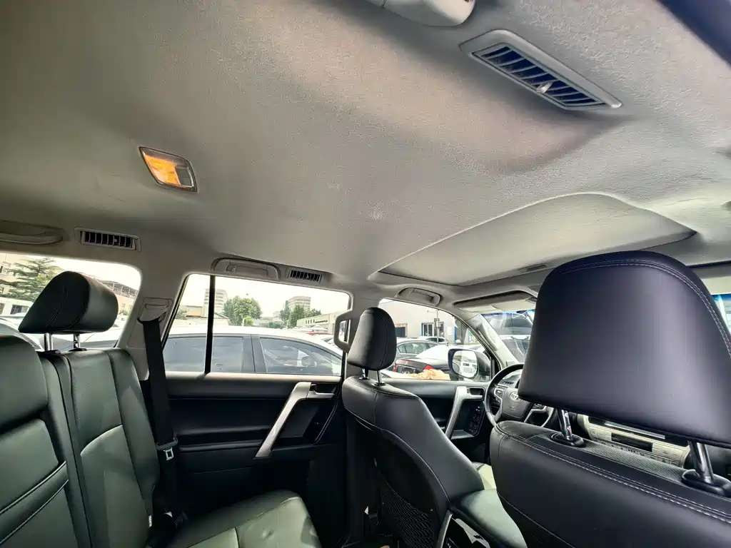 Toyota Prado 2019 — фото 23