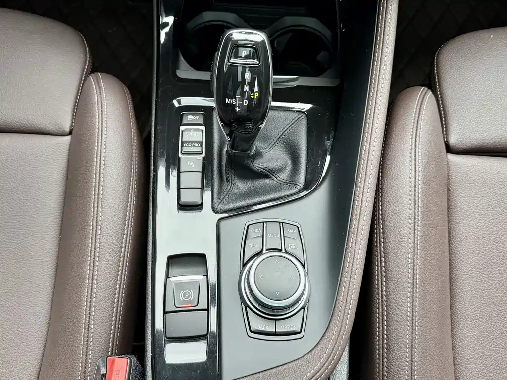 BMW X2 2023 — фото 18