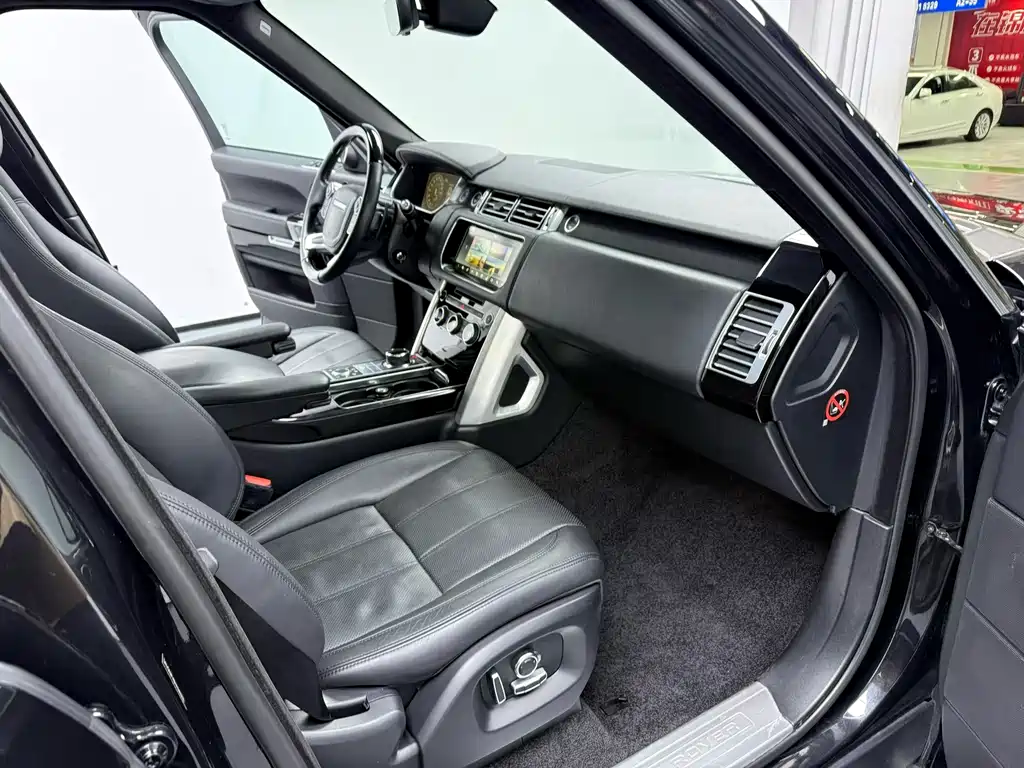 Land Rover Range Rover 2018 — фото 8