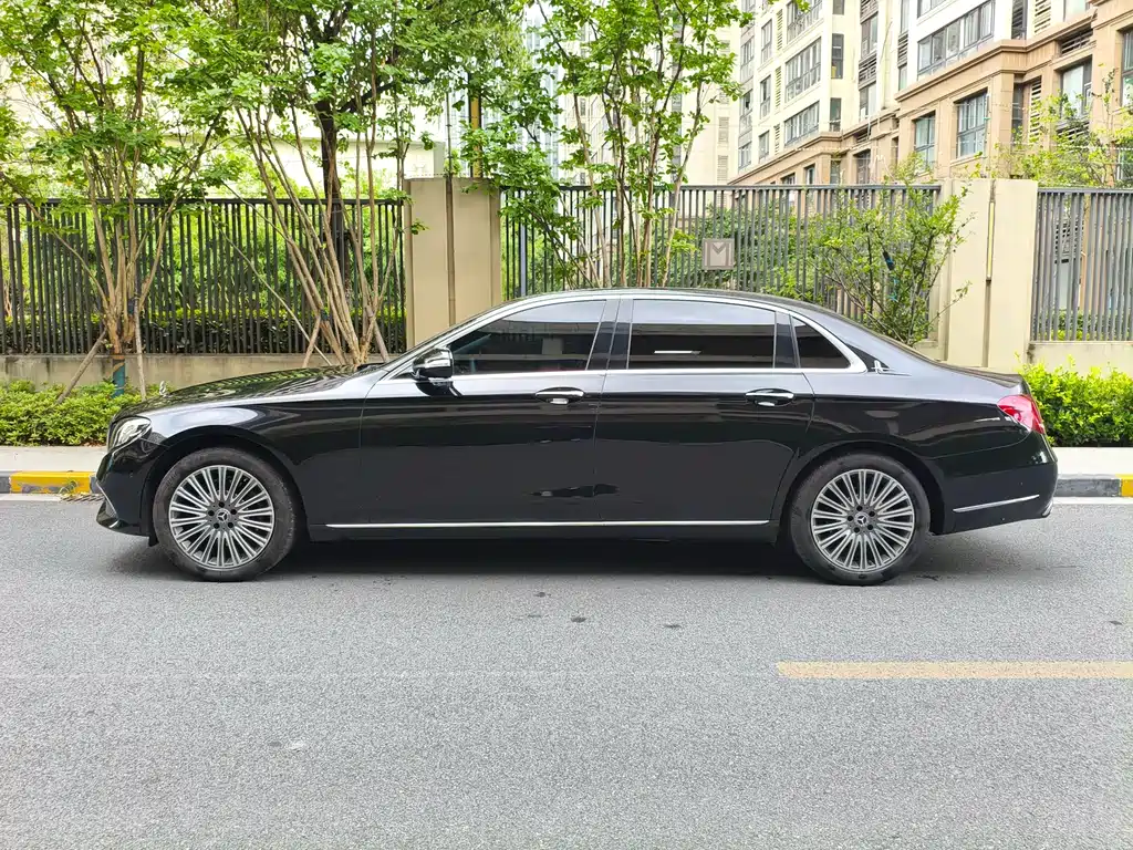 Mercedes-Benz E-Class 2019