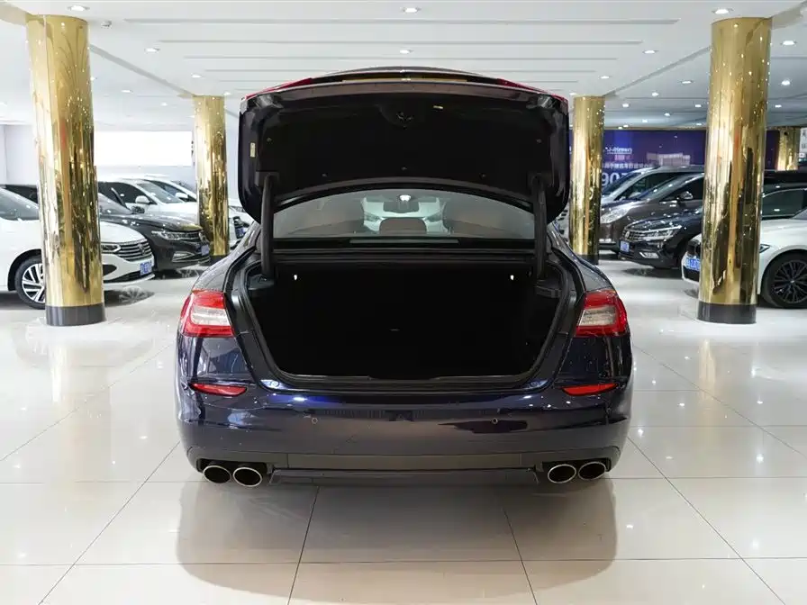 Maserati Quattroporte 2016 — фото 7