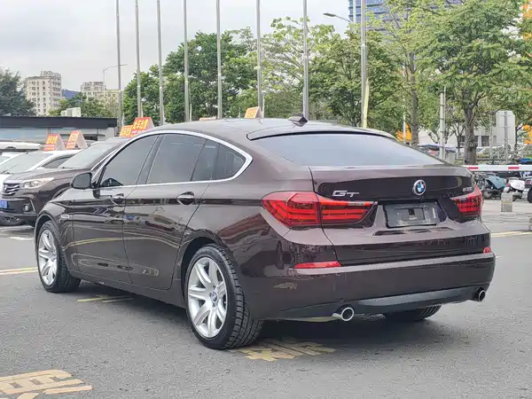 BMW 5 Series GT 2014