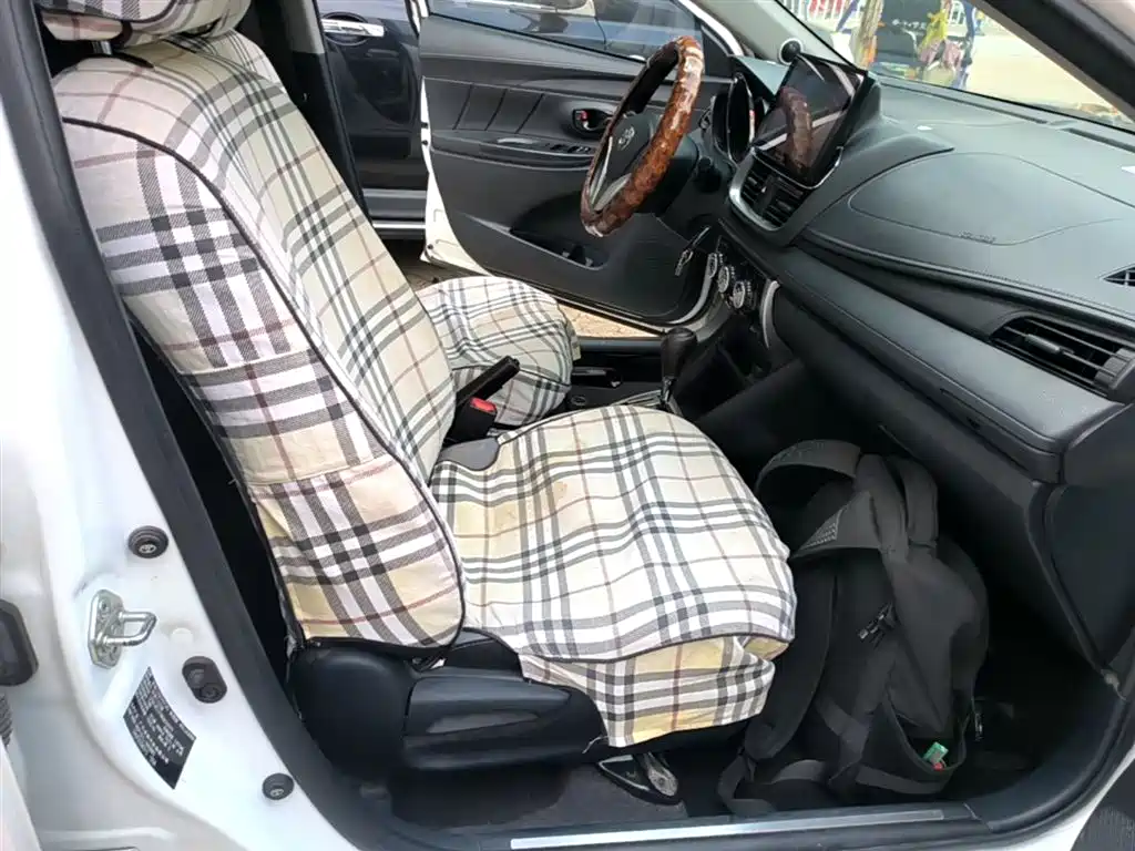 Toyota Yaris L 2021 — фото 25
