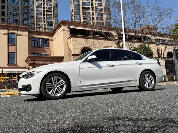 BMW 3 Series 2017