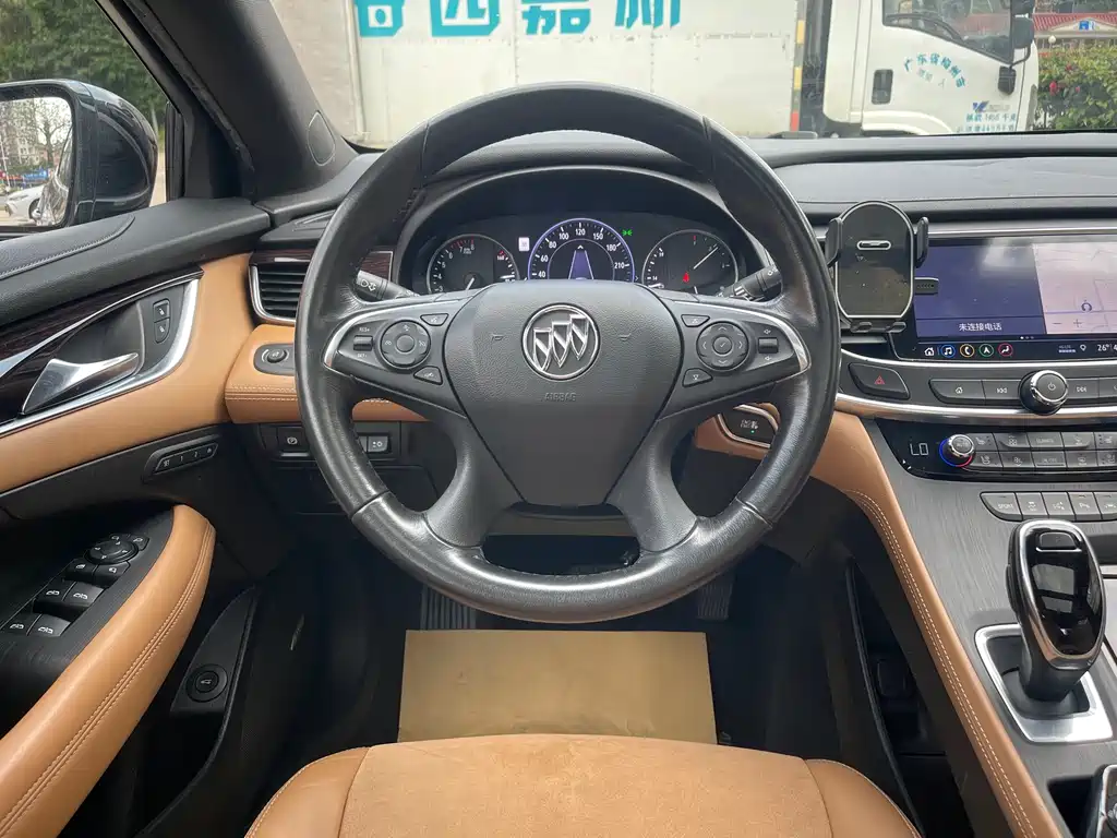 Buick LaCrosse 2020 — фото 16