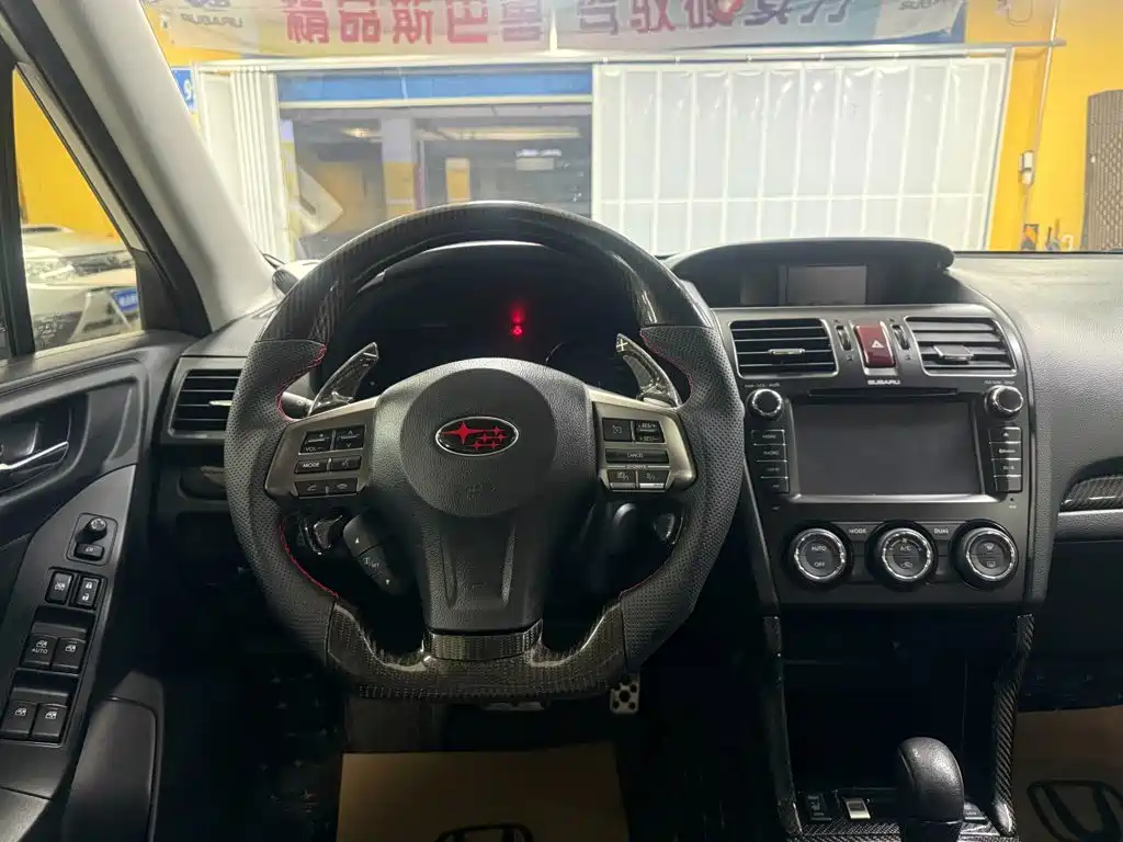 Subaru Forester 2014 — фото 13