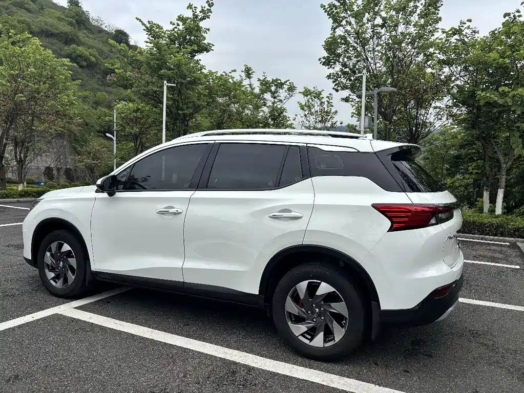 GAC Motor Trumpchi GS4 2021 — фото 4