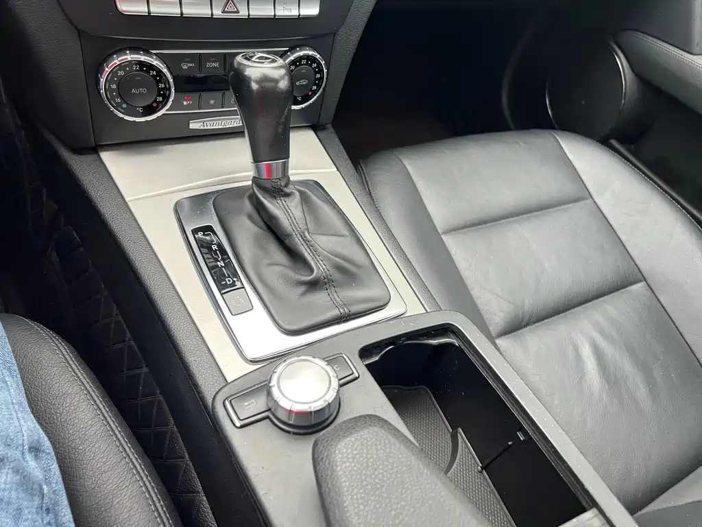 Mercedes-Benz C-Class 2014 — фото 12