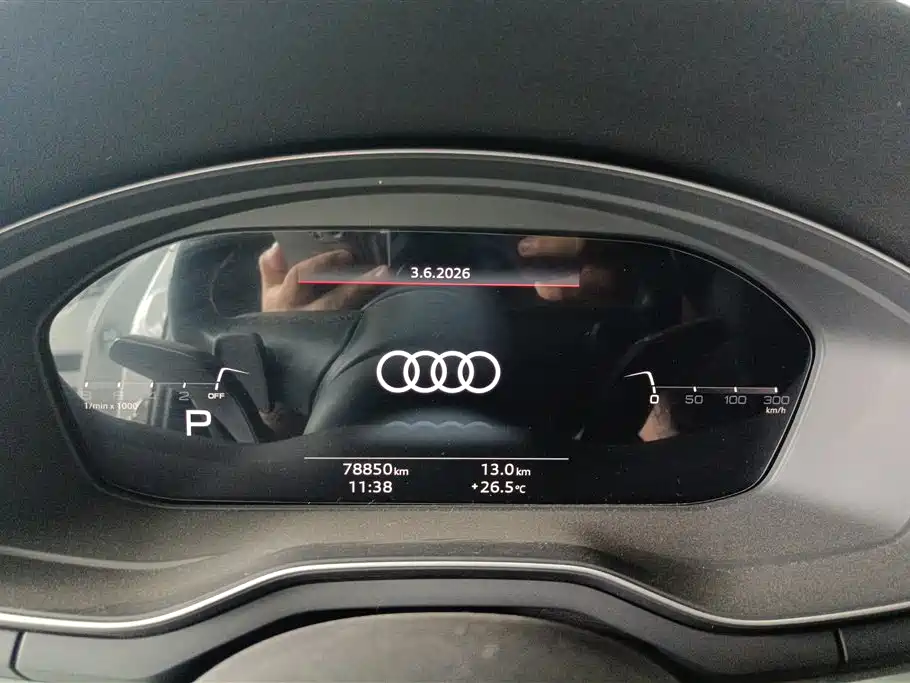Audi A4L 2022 — фото 14