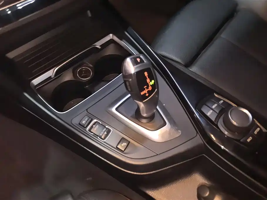 BMW 2 Series 2018 — фото 16