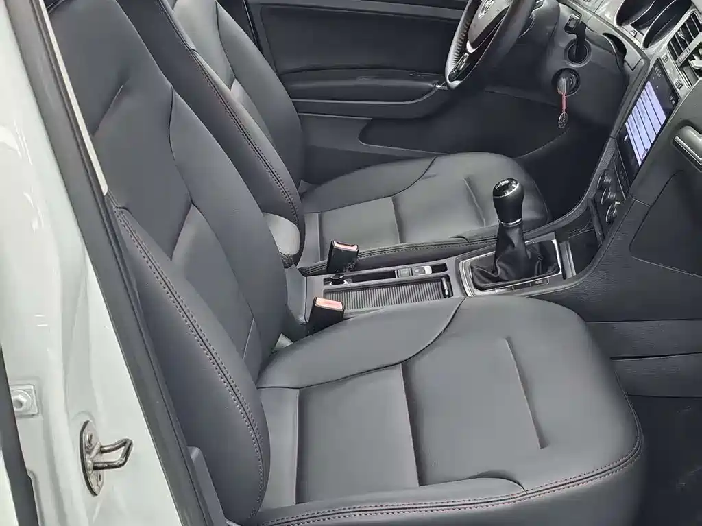 Volkswagen Golf 2014