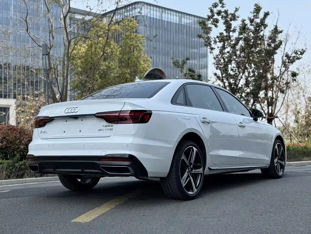 Audi A4L 2024