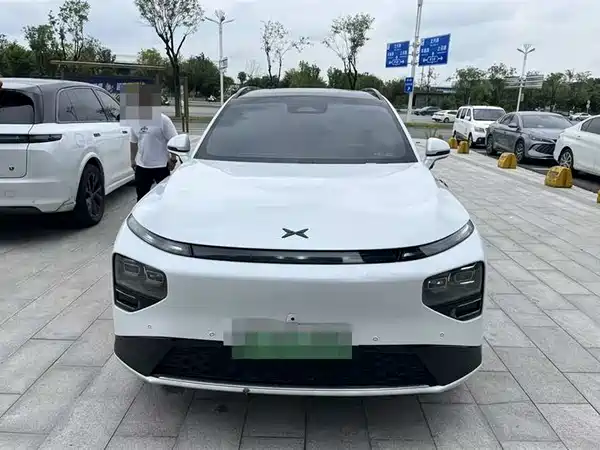 XPeng G9 2023