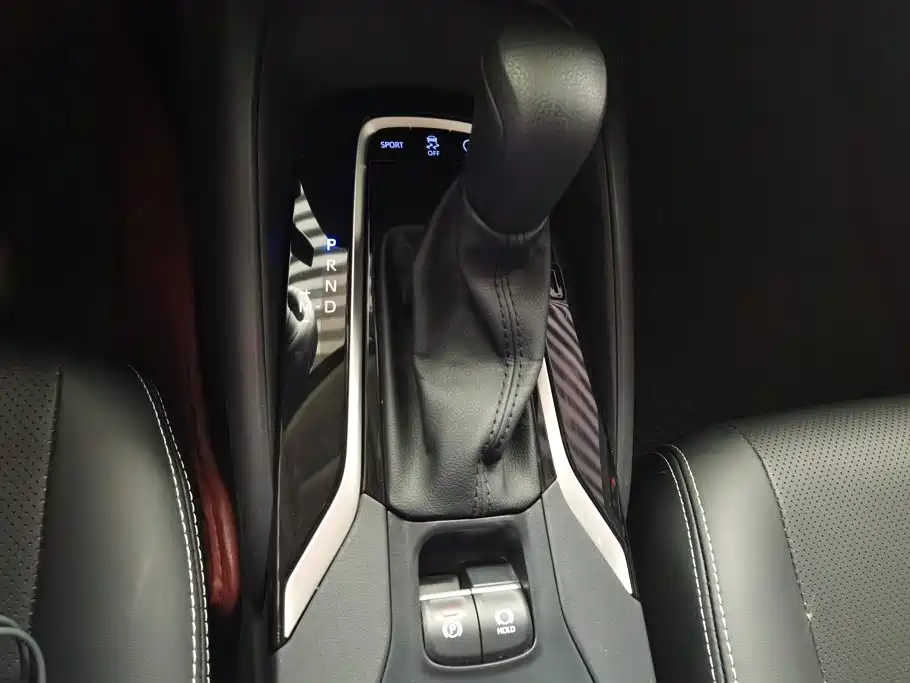 Toyota Corolla 2020 — фото 16