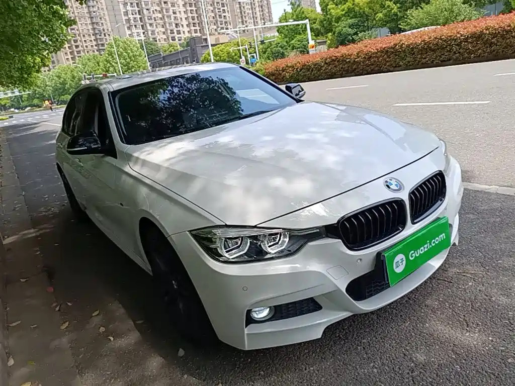BMW 3 Series 2018 — фото 4