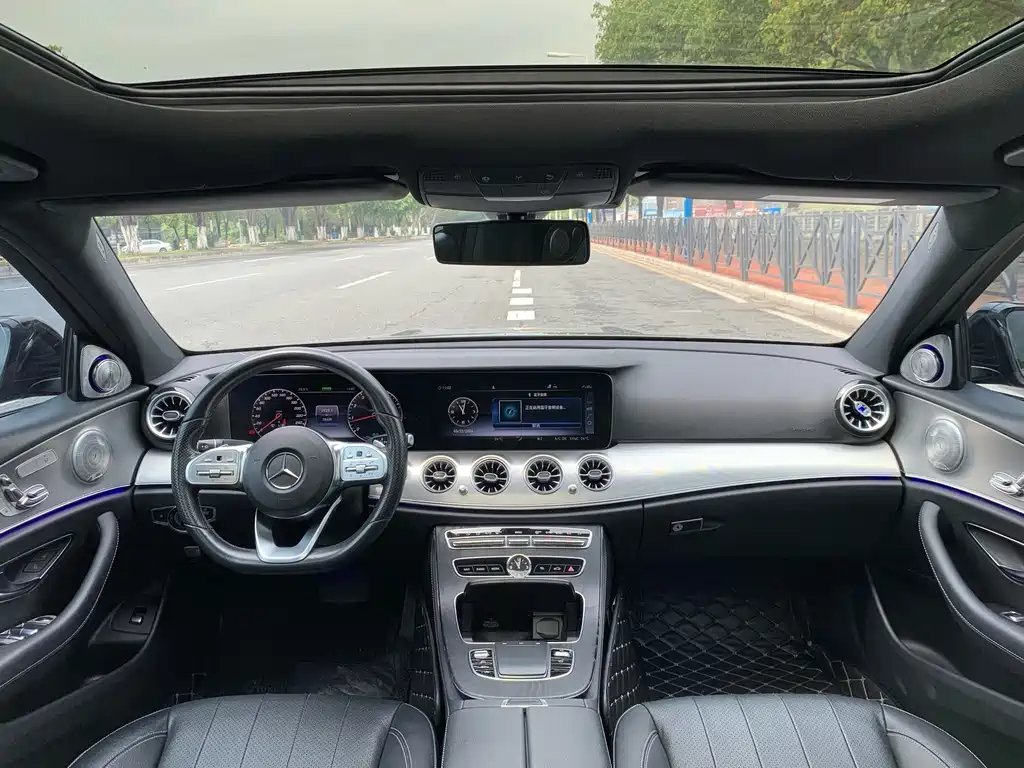 Mercedes-Benz E-Class 2020 — фото 33