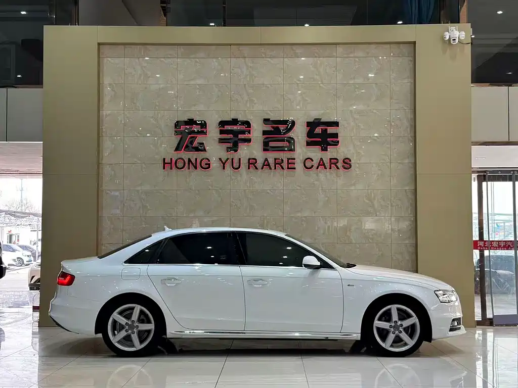 Audi A4L 2016