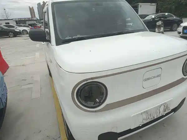Geely Galaxy Panda 2023