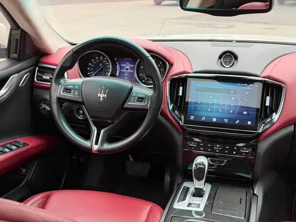 Maserati Ghibli 2014