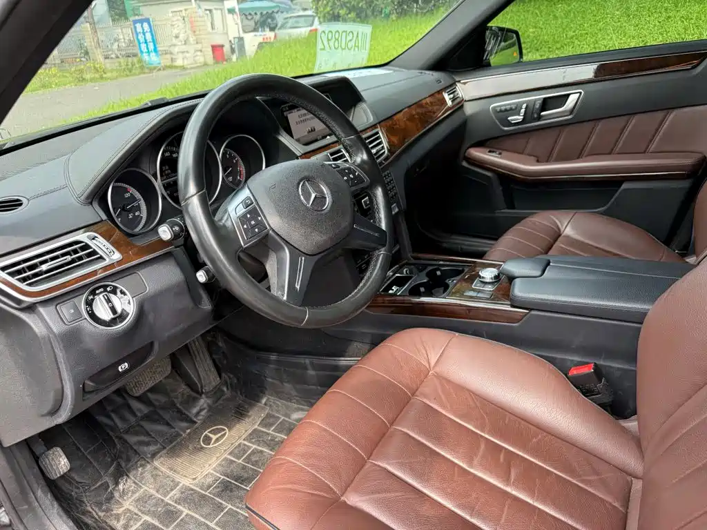 Mercedes-Benz E-Class 2015 — фото 7