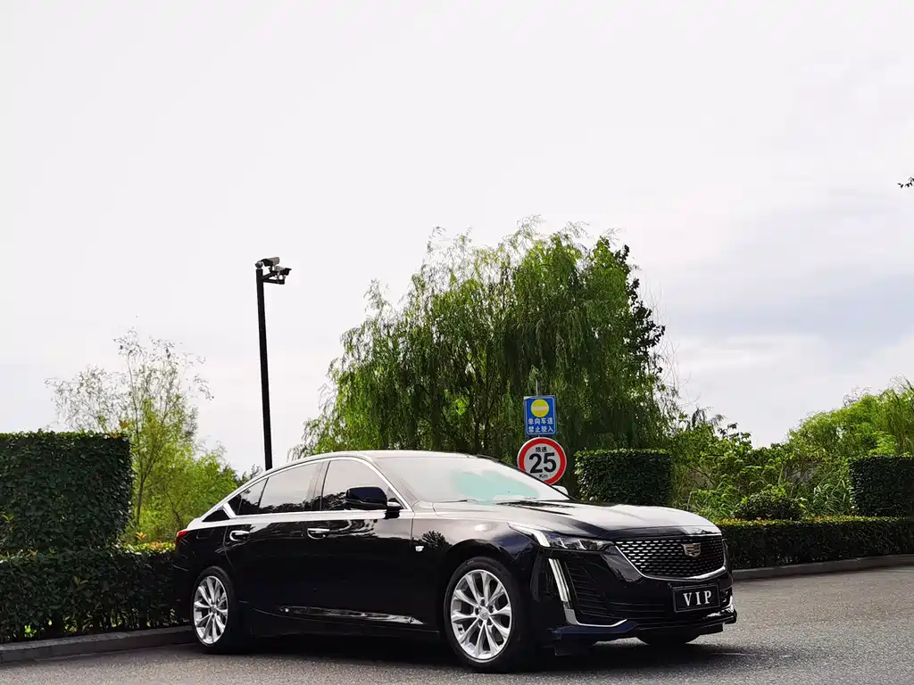 Cadillac CT5 2022 — фото 2
