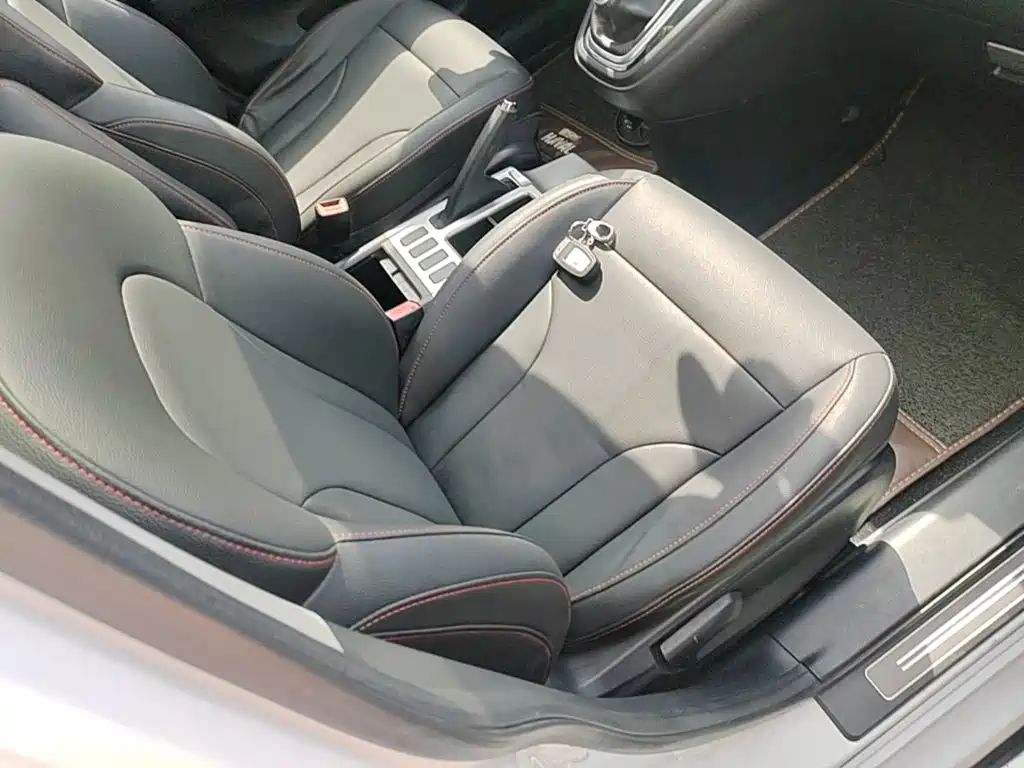 Haval H6 2015 — фото 25