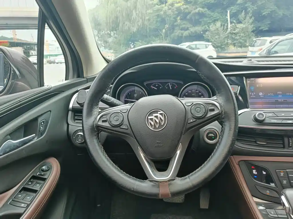 Buick Envision Plus 2018 — фото 9
