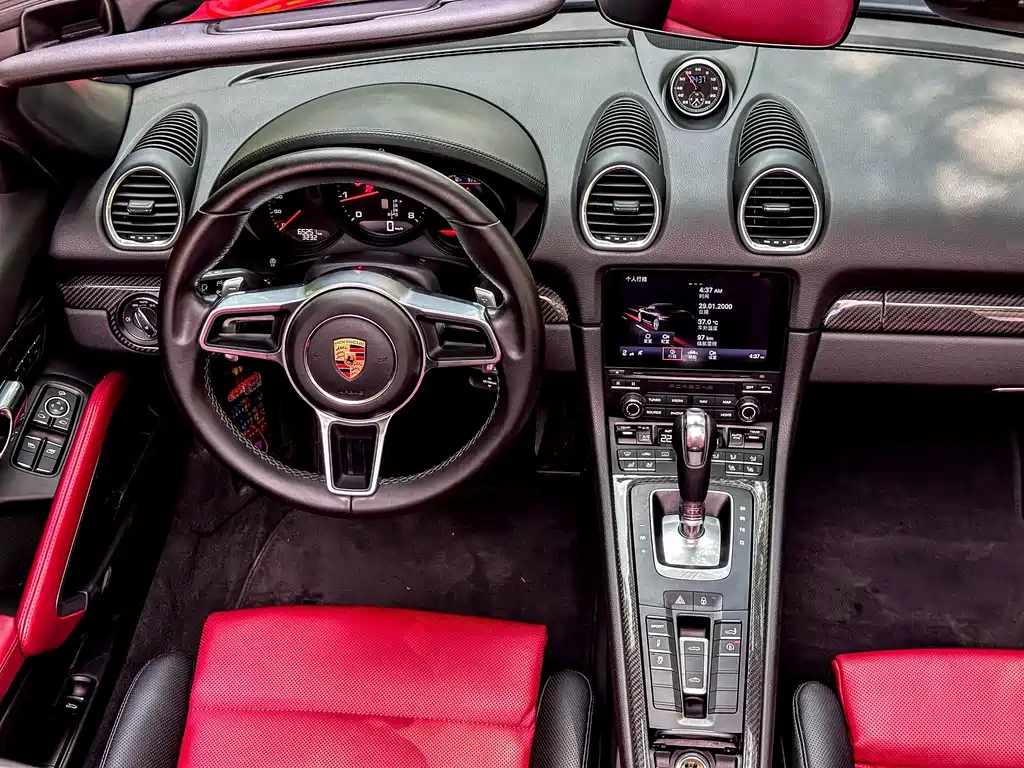 Porsche 718 2018 — фото 10