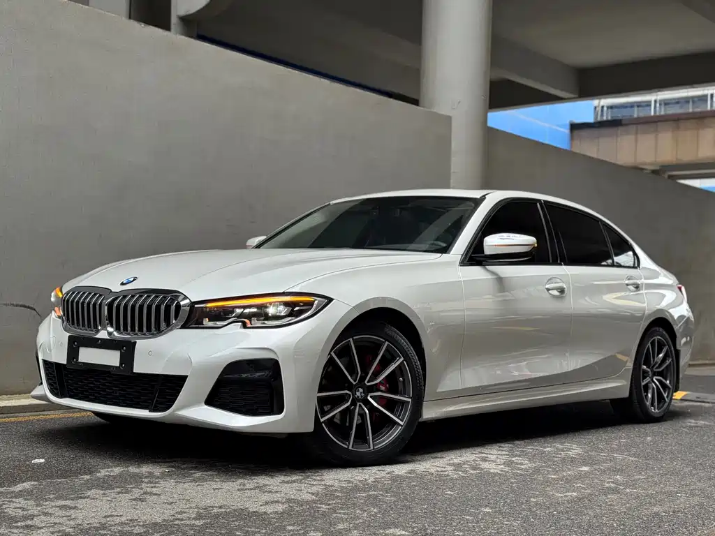 BMW 3 Series 2022