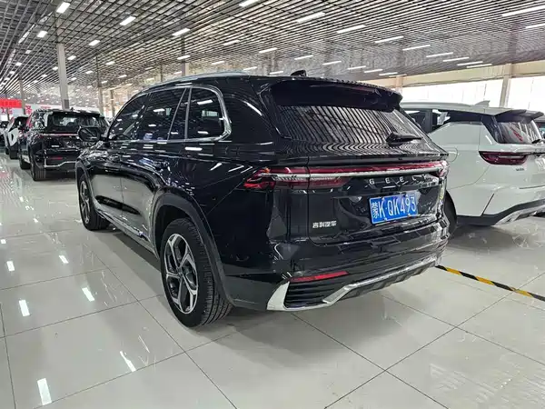 Geely Xingyue L 2025