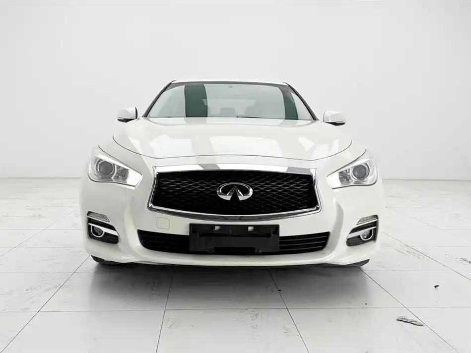 Infiniti Q50L 2017