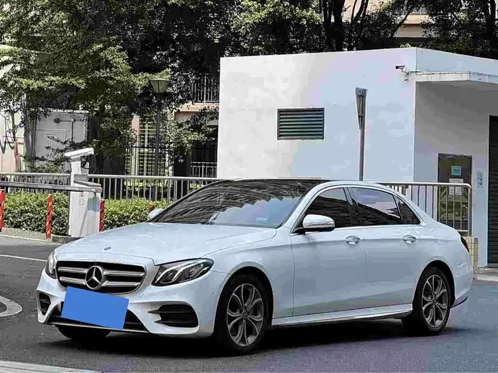 Mercedes-Benz E-Class 2020 — фото 1