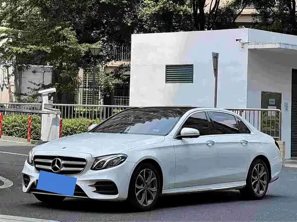 Mercedes-Benz E-Class 2020