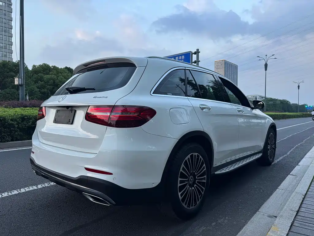 Mercedes-Benz GLC 2018 — фото 5