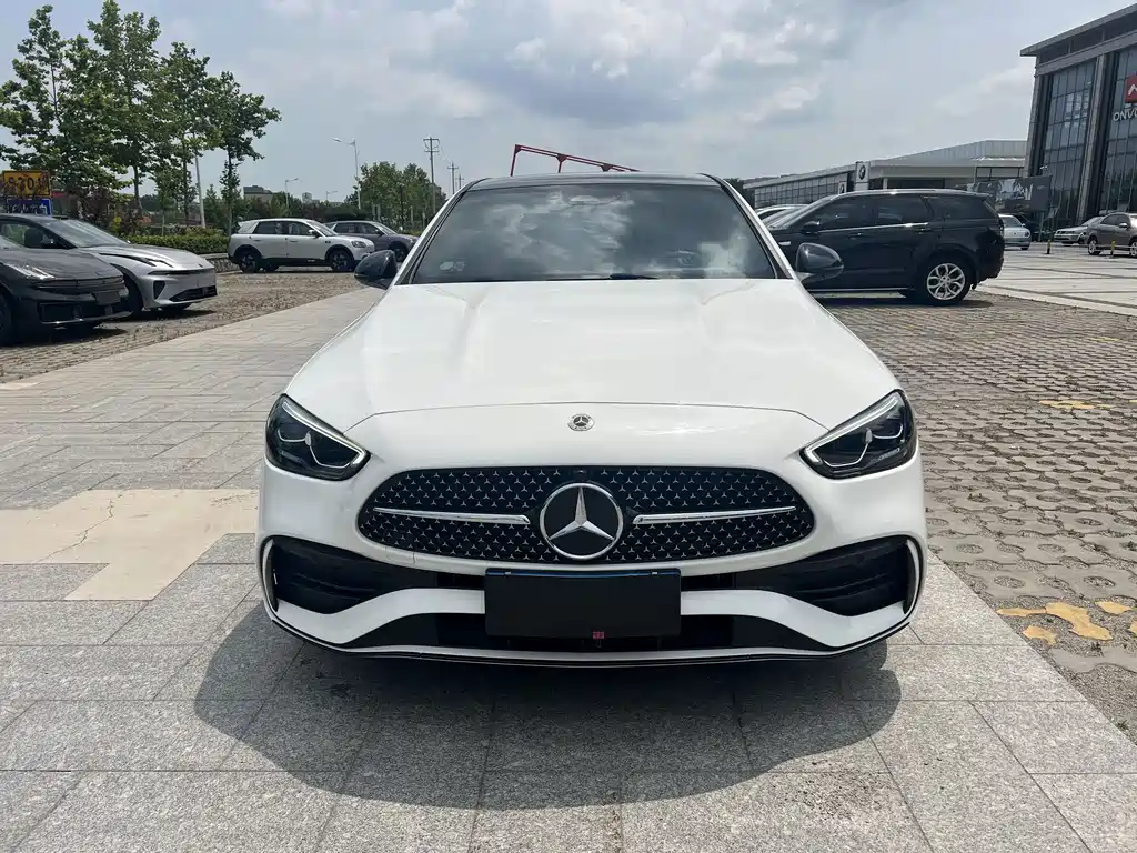 Mercedes-Benz C-Class 2023