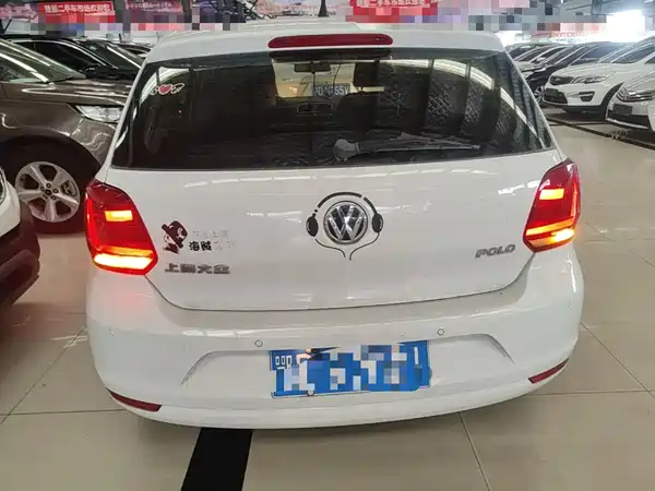 Volkswagen Polo 2015