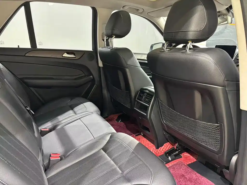 Mercedes-Benz GLE 2016