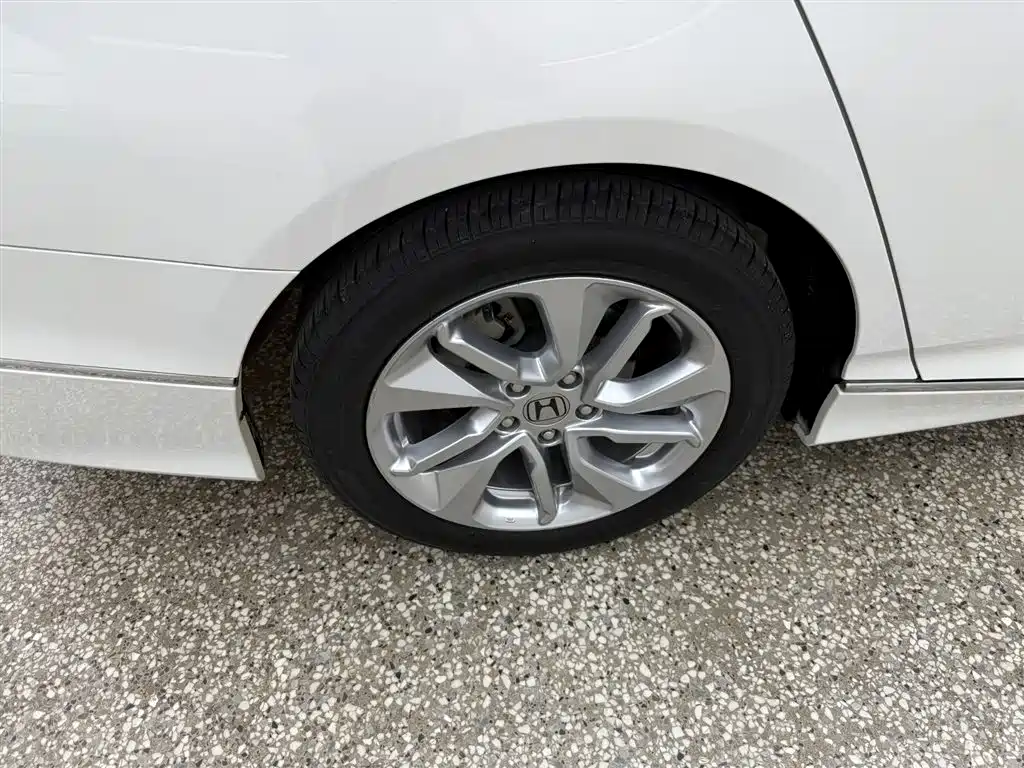 Honda Accord 2021 — фото 15